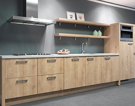Rechte keuken in houtmotief met Boretti apparatuur - Rio Eiken Provence