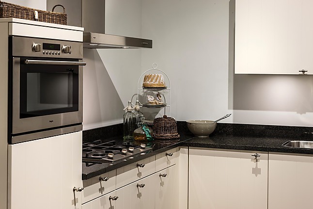 Landelijke keuken: showroomkeuken in Goes van Pelma Keukens b.v Landelijke Keuken Aanbieding : Landelijke keuken: showroomkeuken in Goes van Pelma Keukens b.v