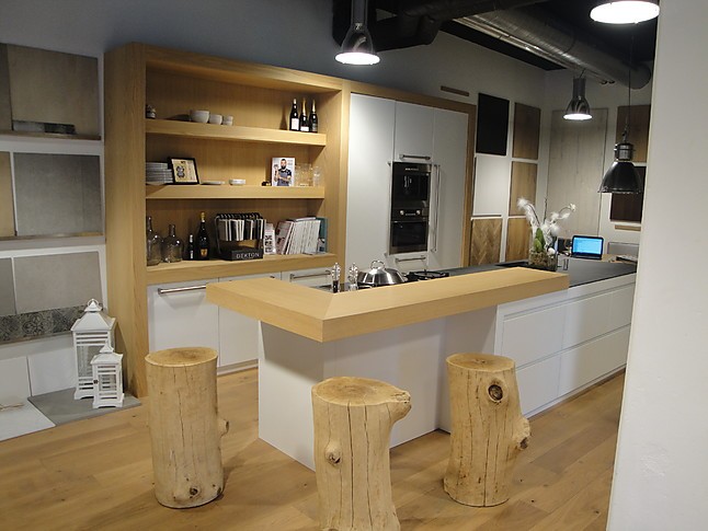 Overige showroomkeuken handgemaakte moderne greeploze keuken wit ...