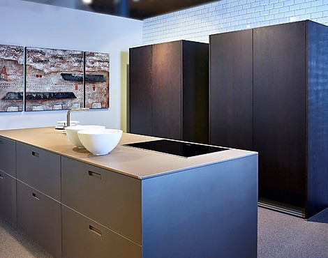 Designküche met glasfronten en eiken kasten - next125 NX902 + NX620 (Koje 36 KL)