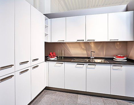 Bijkeuken / wasruimte kristalwit - C2 Porto (Koje 120 KL)
