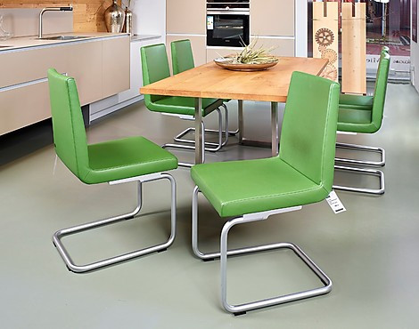 6 stoelen met eettafel - 6 x stoel FS 620 Leder groen incl. tafel
