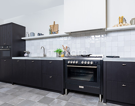 Modern/landelijk zwarte rechte keuken - Aperto