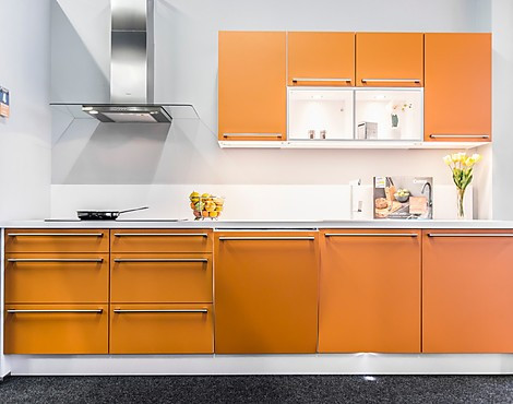 Speed Oranje 4 - Moderne rechte keuken in oranje