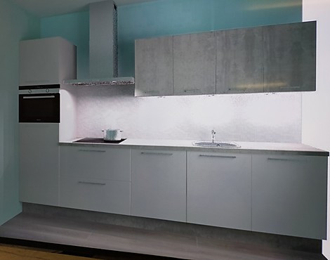Oersterke modieuze keuken, incl. alle apparatuur met 5 jaar garantie - Laser 615 en Riva 371