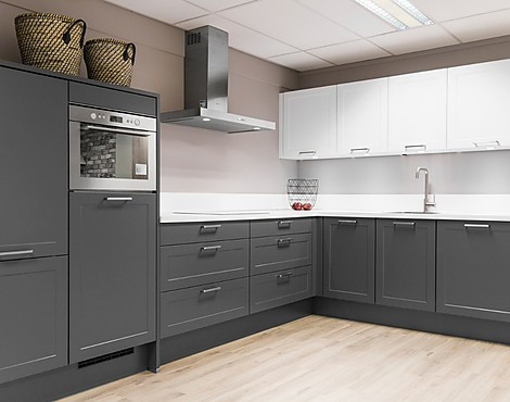 Credo Chief 12 - Ruime hoekkeuken met Whirlpool apparatuur