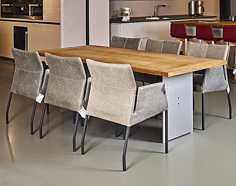 Tafel met 6 stoelen - 6 leren stoelen, tafel Dana, eiken met RVS onderstel, 250 x 100 cm