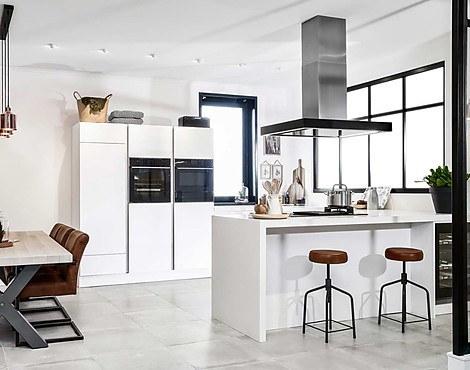 Moderne U-keuken - H23