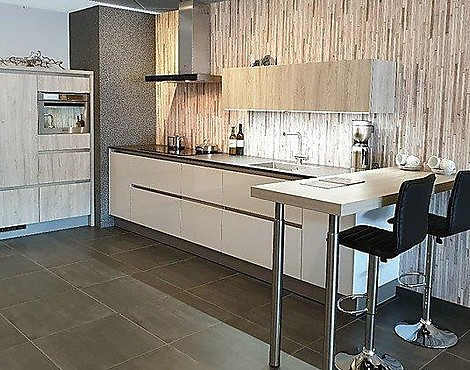 Moderne greeploze rechte keuken - kleur hoogglans Moonlight-Grey