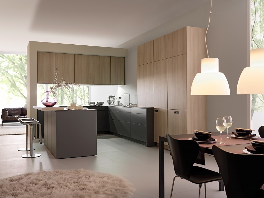 U vormige keuken met bar sepia bruin met wit