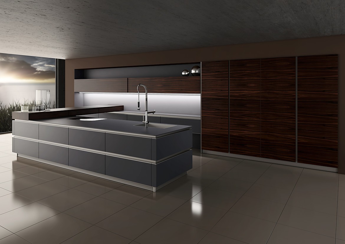 Edele keuken met fronten van zwart designglas