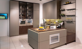 Een greeploze designkeuken in U-vorm. Met contrasterende fronten van donker hout en licht decor, straalt deze keuken verfijnde elegantie uit. Dankzij Ballerina's innovatieve ontwerp en hoogwaardige uitrusting is functionele perfectie gegarandeerd. Zuordnung: Stil Moderne keukens, Planungsart Keuken met keukeneiland