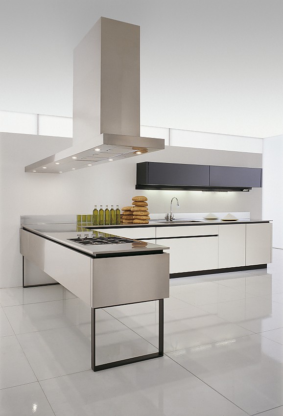 Edele L-vormige keuken met hoogwaardige uitrusting. Zuordnung: Stil Moderne keukens, Planungsart keukenblok