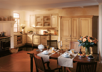 landhauskueche-mediterran-rustikal-franzoesisch-italienisch