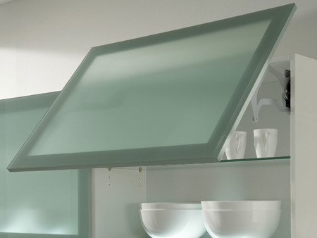 Bovenkast met liftdeur, hier in accentglas en met glazen inlegplaten.