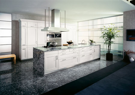 Houten keuken met kersenhouten front
