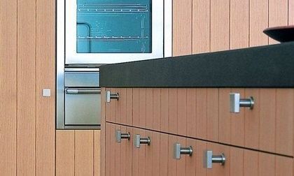 Houten keuken met front van eikenhout
